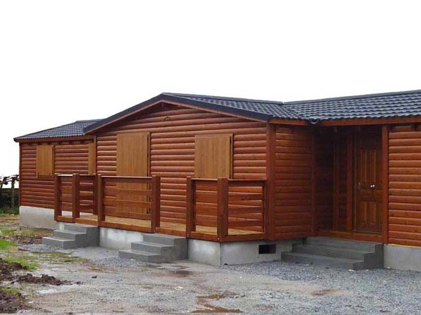 casa prefabricada de madera Melocotonero de Casas Carbonell trasera